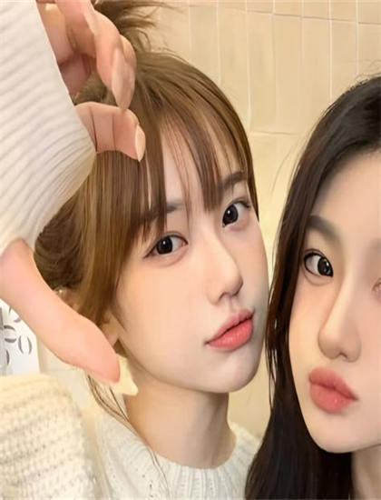 都市情感：贵妃娘娘当网红的创作历程与幕后花絮——探讨思想内涵的哲学意义