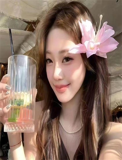 科幻片的文化批评：《处刑的房间》中的民族特色与普世价值的平衡 了解文化传播的机制与效果